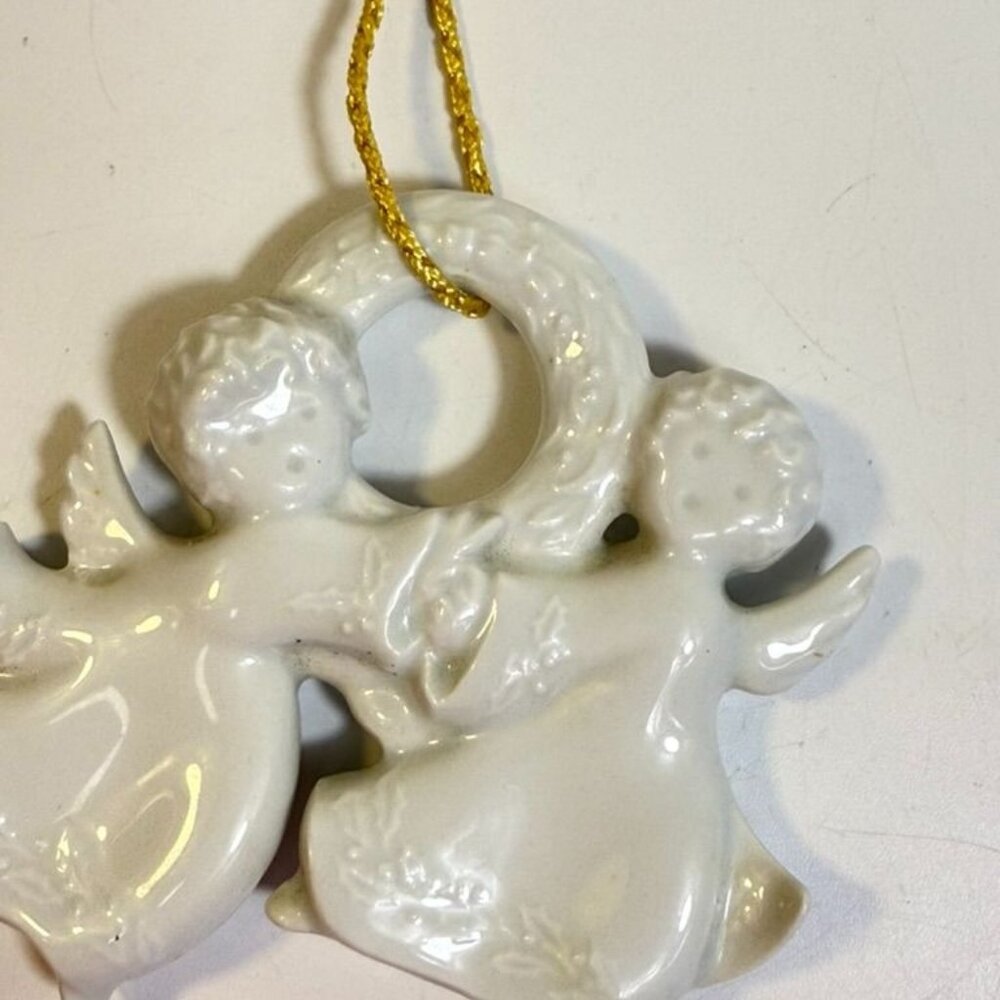 Christmas Tree Ornament Caroling Wreath Haviland Limoges Signed France 1986 - Picture 6 of 16